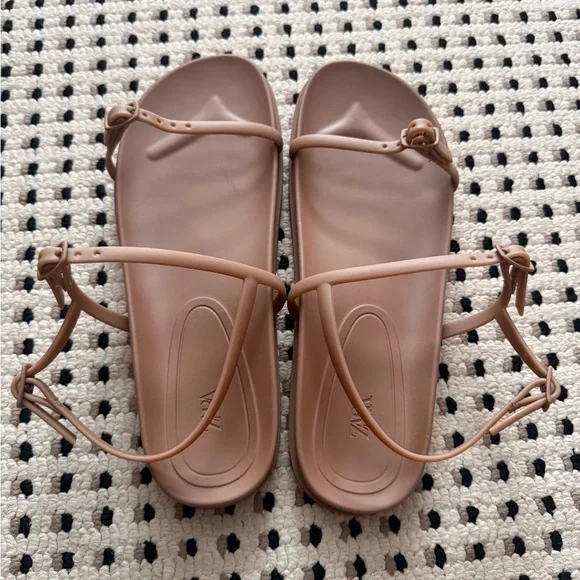 ZARA Flappy Strap Sandals - Picture 5 of 5